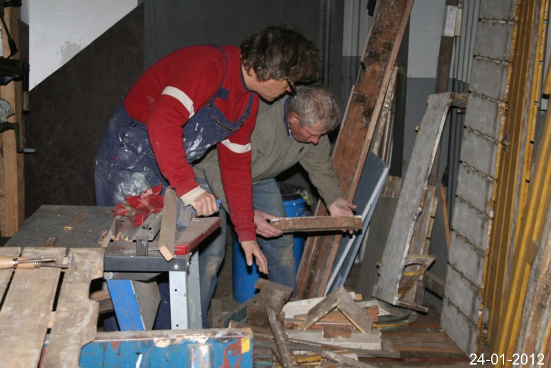 Januari 2012